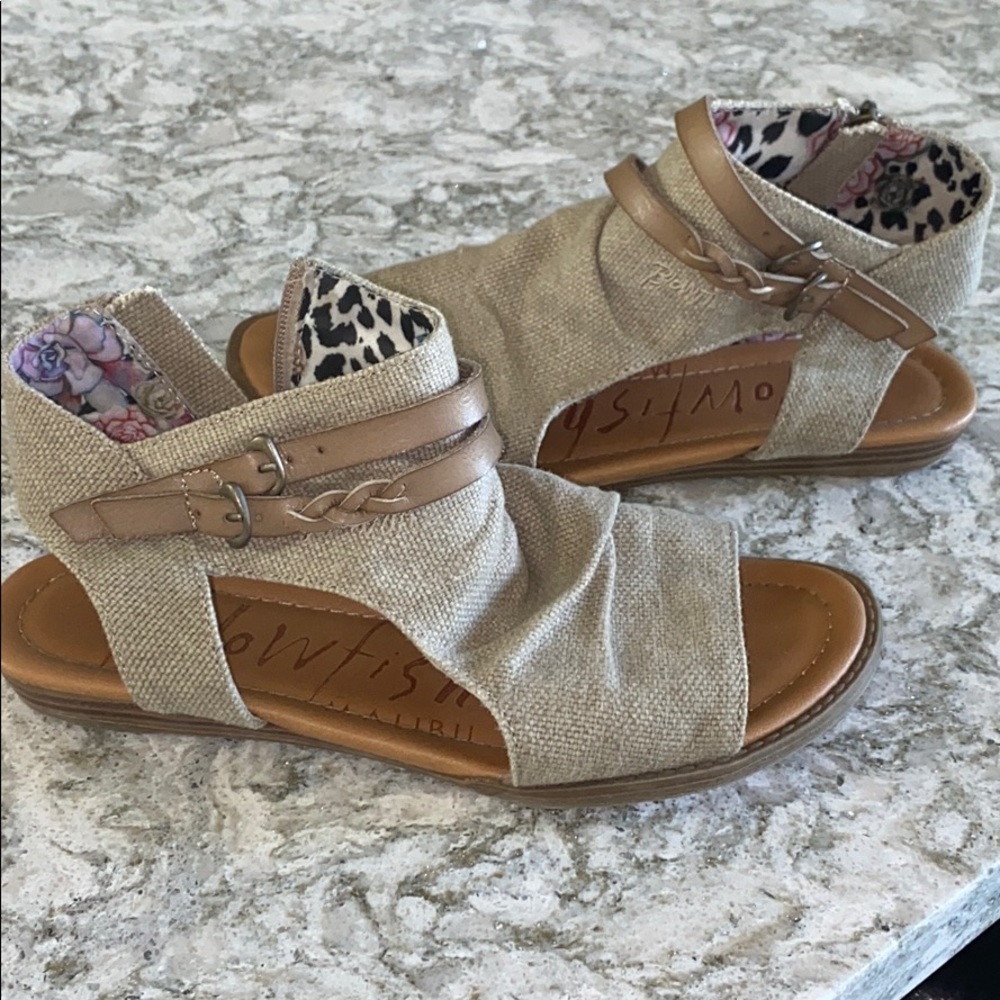 Tan Tope blowfish sandals